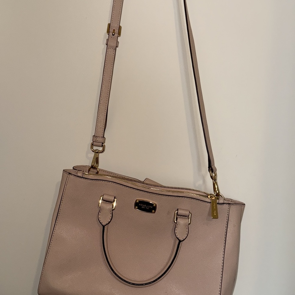 MICHAEL Michael Kors Blush Shoulder Bag